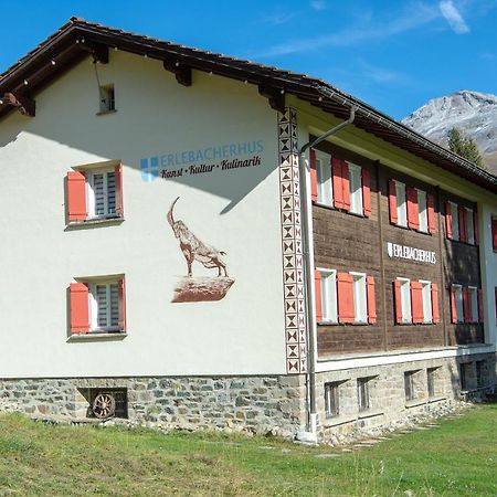 Erlebacherhus Lenzerheide Luaran gambar