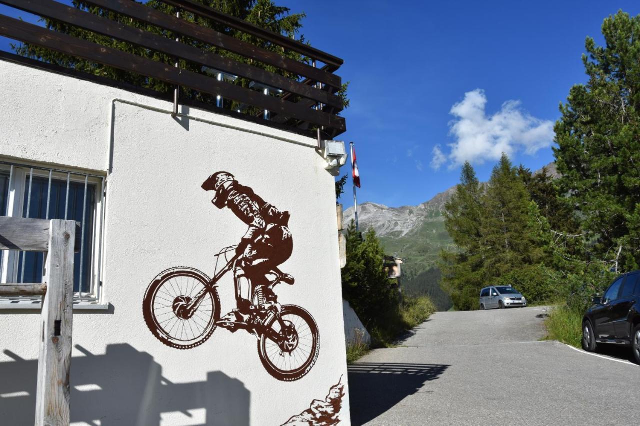 Erlebacherhus Lenzerheide Luaran gambar